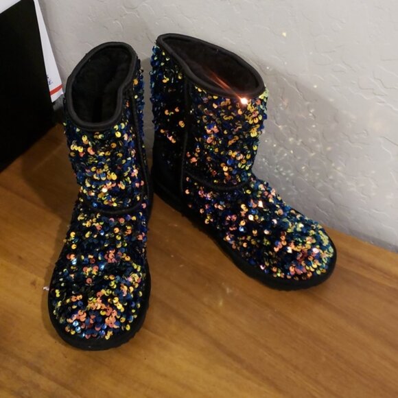 UGG Classic Sequin Boots - Picture 4 of 11
